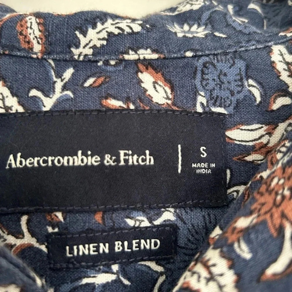Abercrombie & Fitch Men’s Linen Blend Floral Print Blue Button Up size Small - Picture 8 of 10